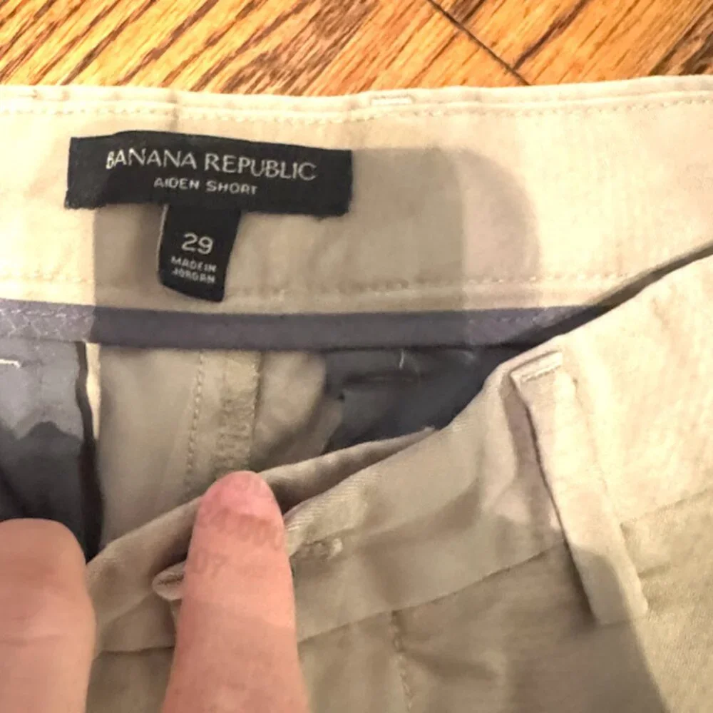 Banana Republican Aiden Short - Picture 2 of 5